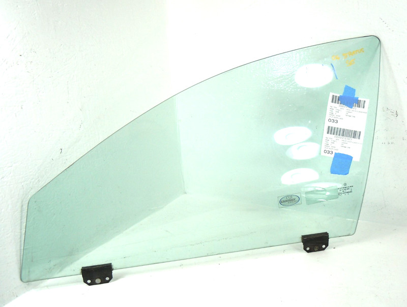 2001-2006 Dodge Stratus Sedan Front Door Window Glass Driver Left OEM