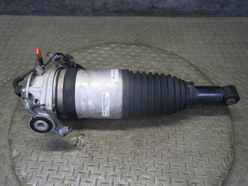 2012-2014 PORSCHE CAYENNE 958 AWD REAR LEFT AIR SPRING STRUT SHOCK ABSORBER