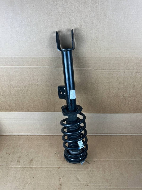 ✅2020-2023 Tesla Model Y Front Right Passenger Side Strut Shock Absorber OEM