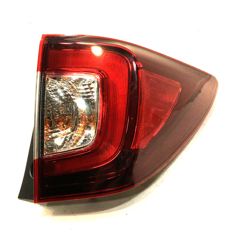 2020-2022 HONDA PILOT REAR RIGHT PASSENGER SIDE OUTER TAILLIGHT LIGHT LAMP OEM