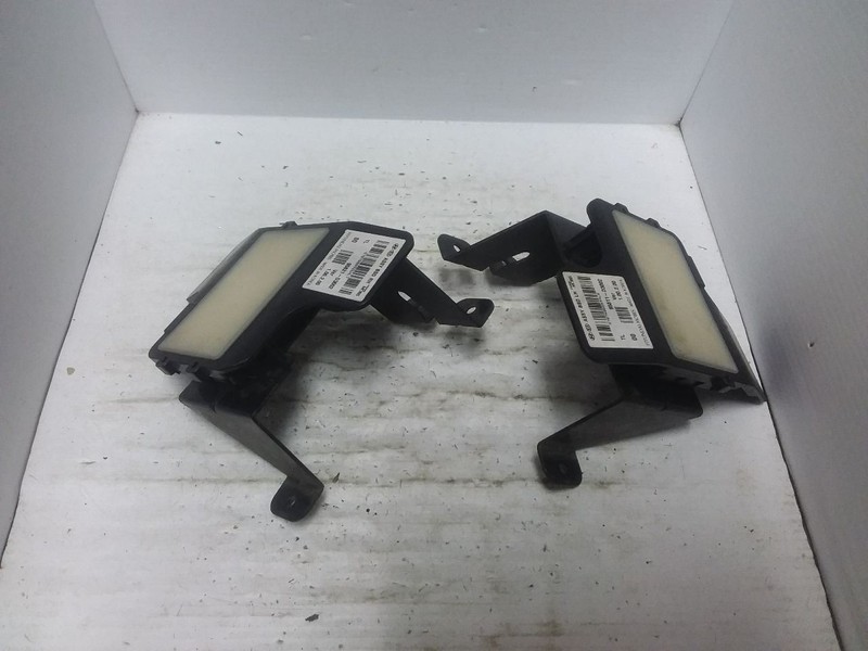 Pair Of Blind Spot Alert Modules Radar Unit Fits16-22 Hyundai Tucson D395850002