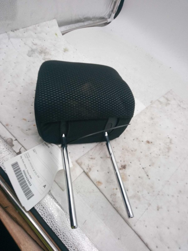 2019 Subaru Legacy White Headrest OEM Used 62000 Miles NJ25-26762-677195
