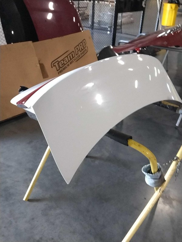2018 AUDI A3 Deck Lid Trunk Lid White OEM 8V0827566B 121K Miles