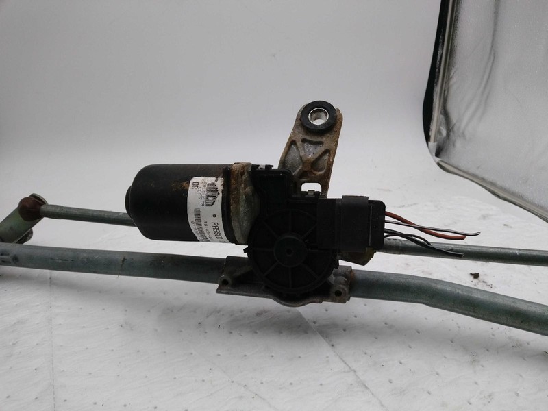 Used Windshield Wiper Motor fits: 2008 Dodge 1500 PICKUP without pigtail rectang