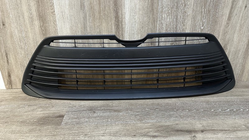 2020-24 TOYOTA COROLLA FRONT RADIATOR GRILL GRILLE OEM PART # 53112-02E00