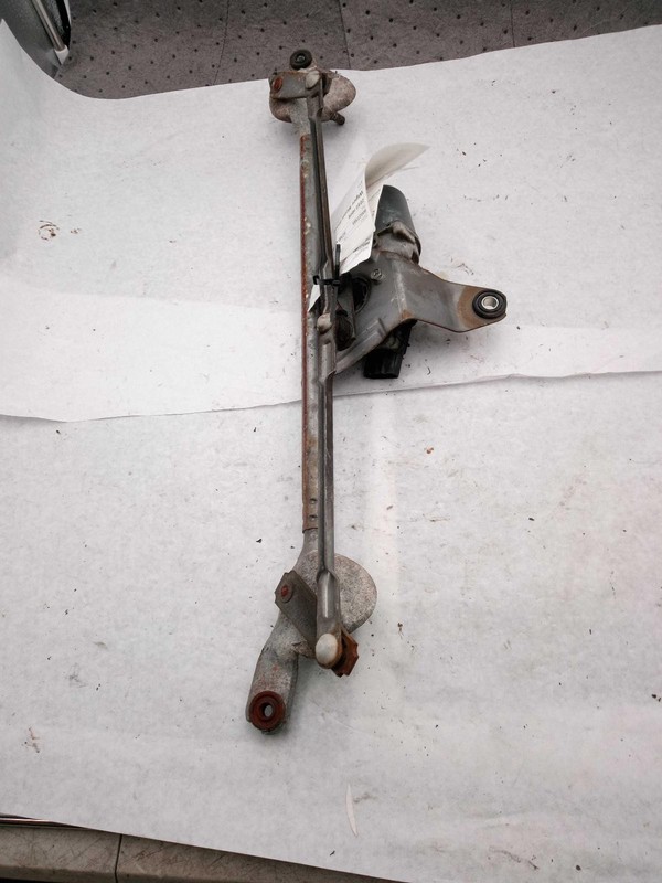 2010 Chevrolet HHR Wiper Motor OEM 25791962 White 81K Miles - 6 Month Warranty