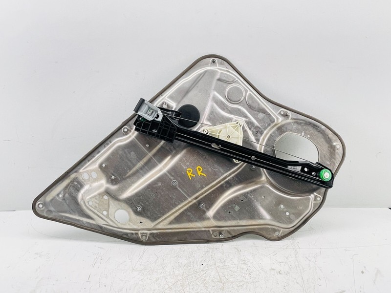 07-14 MERCEDES C250 W204 C350 E400 Rear Right Side Door Window Regulator OEM