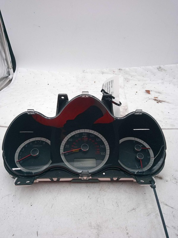 2009 KIA OPTIMA Speedometer Gauge OEM Black 2.4L 940232G671 940232G672