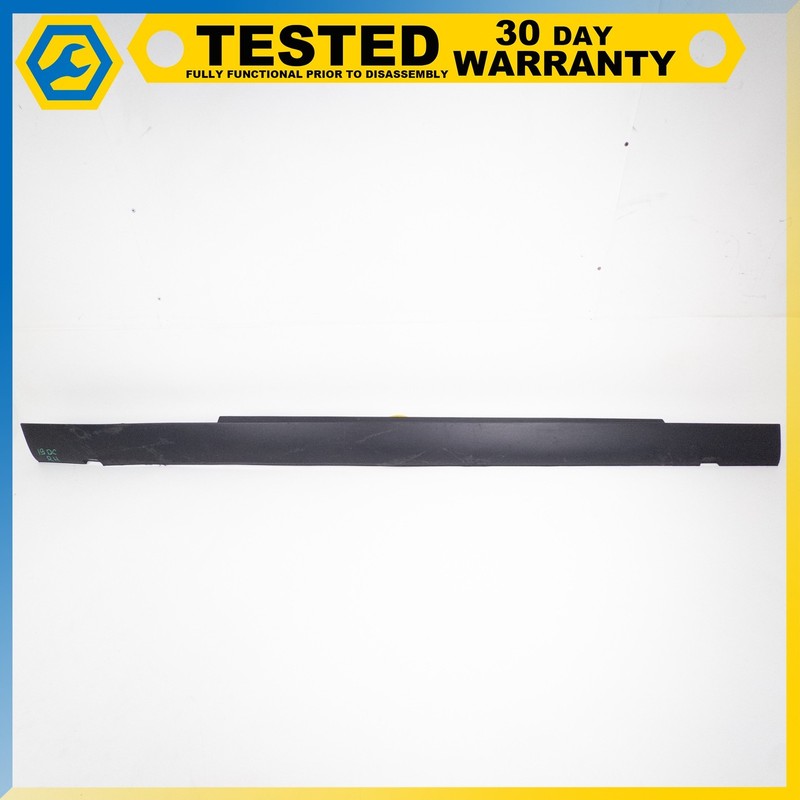 15-23 DODGE CHALLENGER RIGHT PASSENGER SIDE SKIRT ROCKER MOLDING PANEL COVER OEM