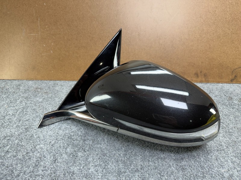 GENESIS G70 2019-2021 OEM LEFT DRIVER DOOR MIRROR WITH CAMERA ASSEMBLY (BLACK)