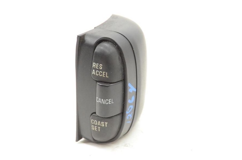 1996-1998 NISSAN 240SX S14 KOUKI STEERING WHEEL CRUISE CONTROL BUTTON