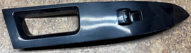 2014 2015 2016 Ford Fusion Right Side Front Passenger Door Window Switch Trim RH