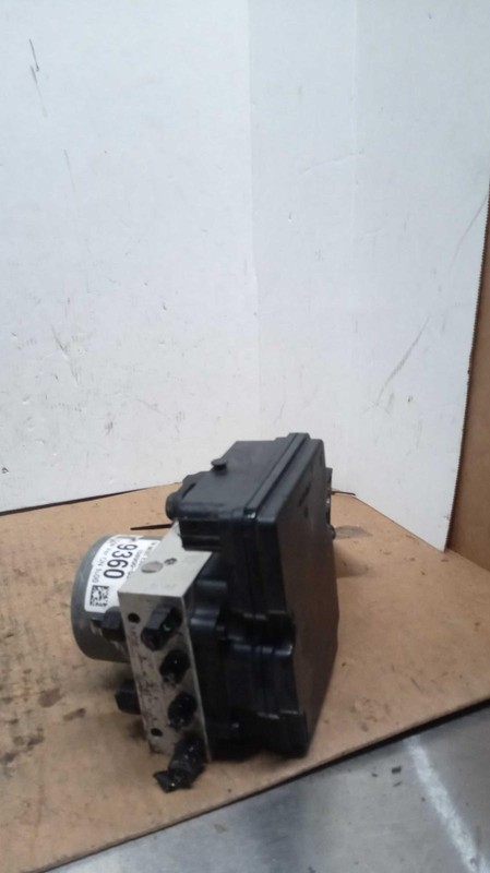 2020 Kia Telluride ABS Hydraulic Assembly OEM 58910S9360 104k Miles