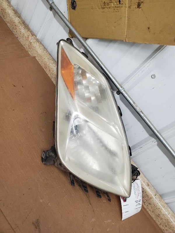 Passenger Right Headlight With Xenon HID Fits 04-05 PRIUS 288198