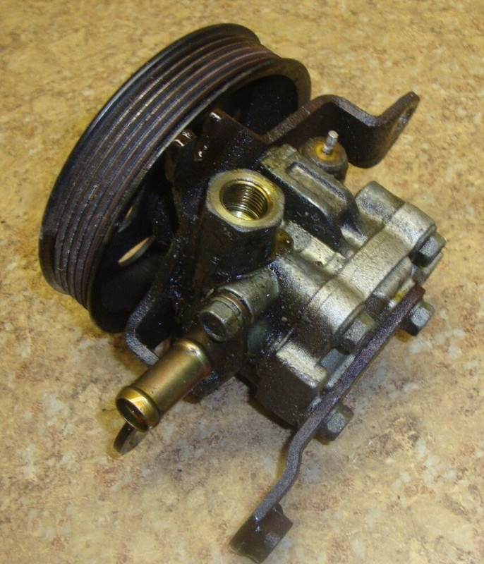2005 Nissan Altima 2.5S 2.5 L S SL Power Steering Pump 2003 2002 2004