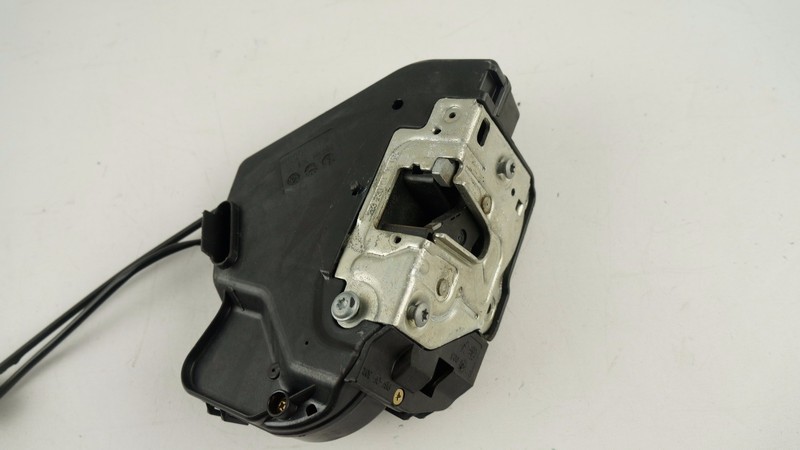 MERCEDES C-Class REAR RIGHT RH DOOR Lock Latch Actuator OEM 2001 - 2007