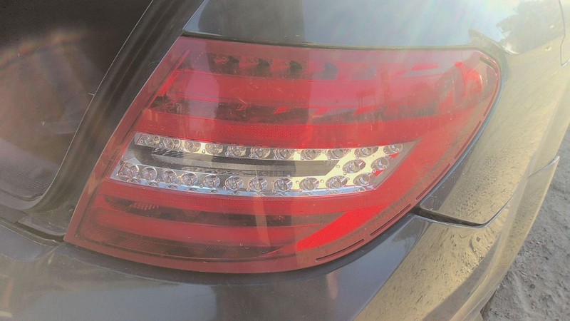 Tail Light Assembly MERCEDES C250 Right 12 13 14 15