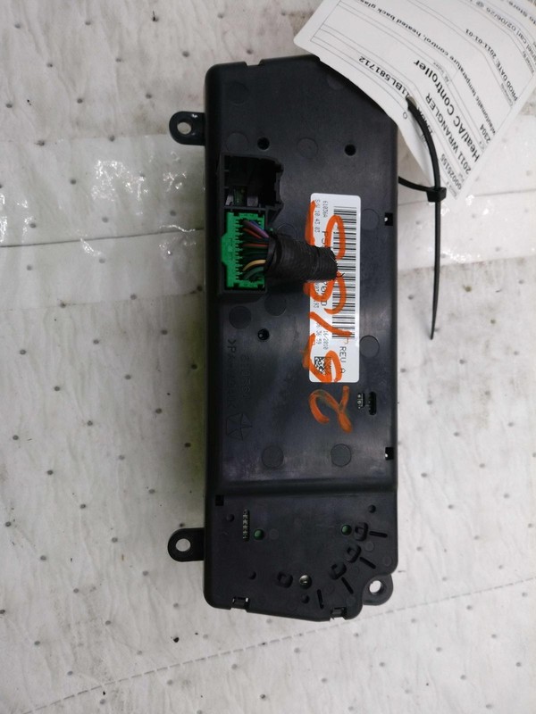 2011 Jeep Wrangler A/C Selector Switch OEM Brown 55111166AB 99000 Miles
