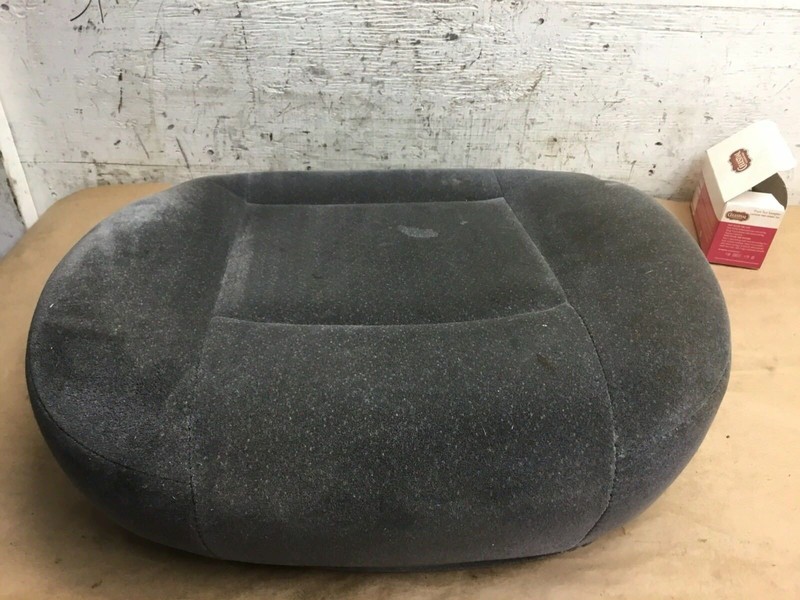 Hyundai Santa FE Front Right Lower Seat Cushion Cloth 2001 2002 2003 2004 :A