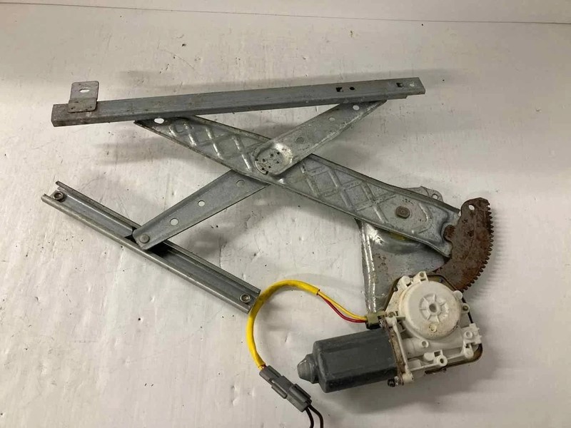 (1997-2002) LINCOLN NAVIGATOR FORD EXPEDITION PASSENGER FRONT WINDOW REGULATOR