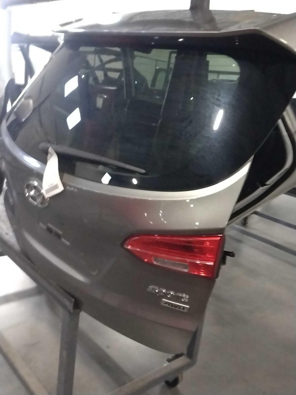 Used Deck Lid fits: 2015 Hyundai Santa fe SWB Sport w/o rear view camera Grade A