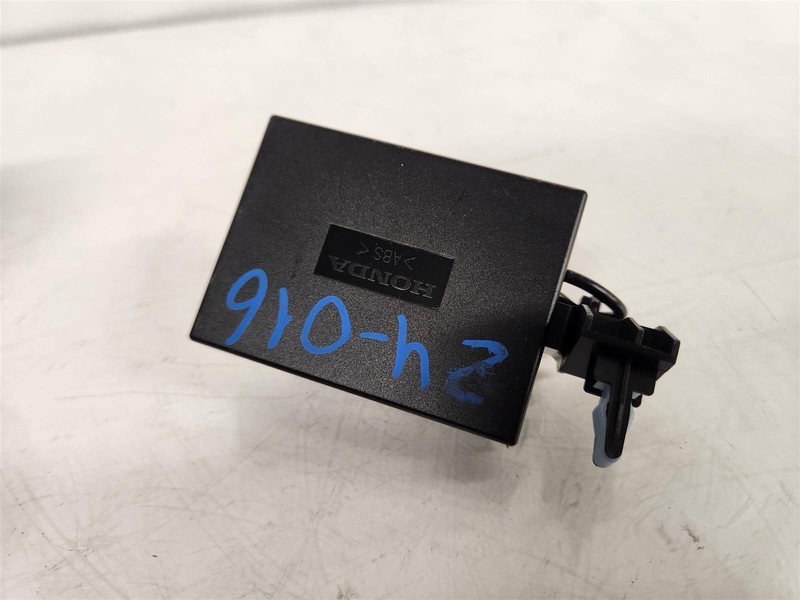 2021-2023 Acura Tlx Power Radio Antenna Booster 39510-Tgv-A01 39510Tgva01