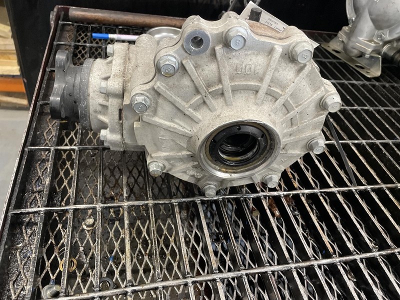 18-'20 GENESIS G80 front differential 3.91 ratio 3.8L 80k miles 6 Month Wnty!