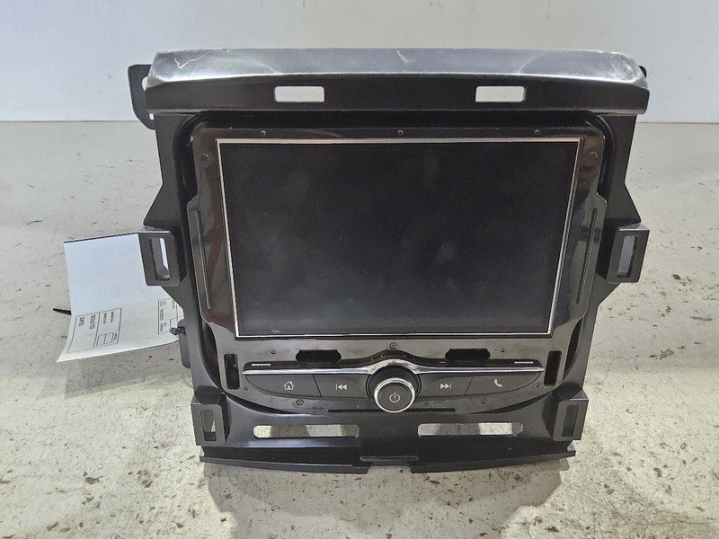 2020-2021 Chevy Traverse Radio Receiver Opt IOR ID 84776468 or 84774521