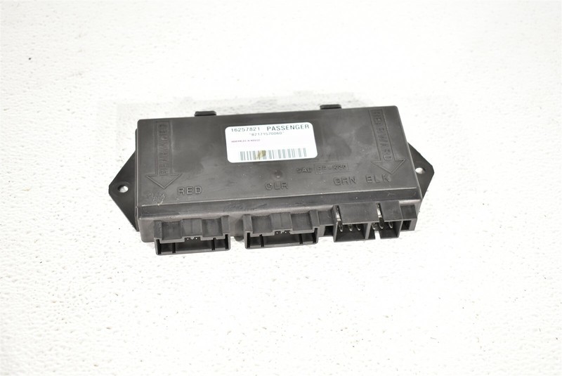 97-98 C5 Corvette Passenger Door Control Module 16257821 Aa6655