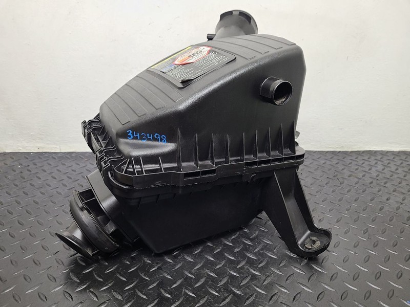 08-12 Chevrolet Colorado 2.9L Air Cleaner Box OEM 25940117