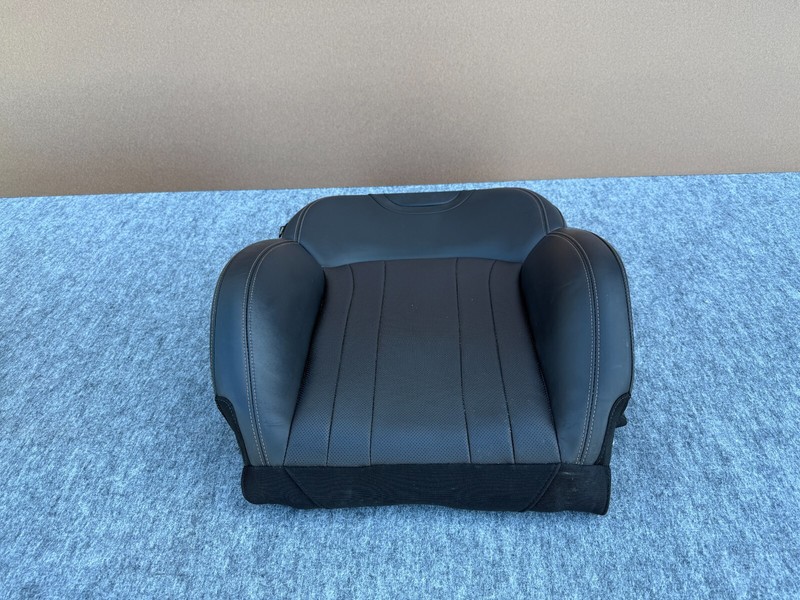 GENESIS G80 2017-2020 OEM FRONT RIGHT PASSENGER UPPER SEAT SKIN ASSEMBLY (BLACK)