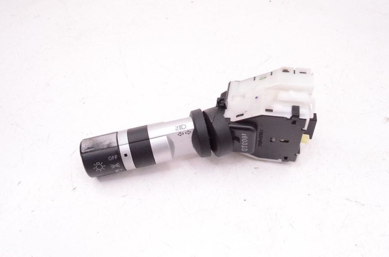 2003-2005 Nissan 350z Coupe Turn Signal and Headlight Combination Switch