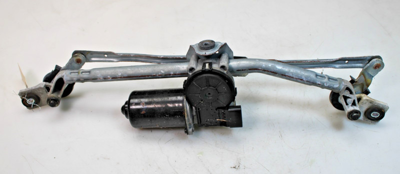 2011-17 Hyundai Veloster Base FR Windshield Wiper Transmission Linkage w/ Motor
