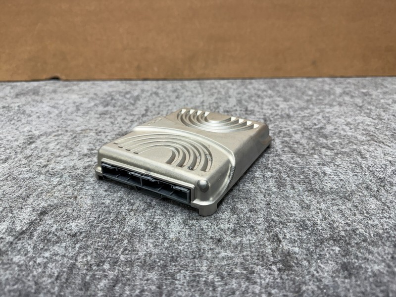GENESIS GV70 2022-2025 OEM AMPLIFIER AUDIO SYSTEM ASSEMBLY