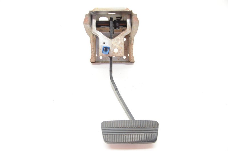 90-97 Nissan Pickup D21 Automatic Brake Pedal