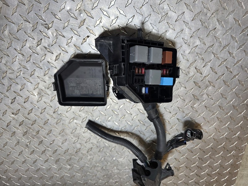 2012-2015 Toyota Camry Hybrid Relay Fuse Box Oem 12 13 14 15
