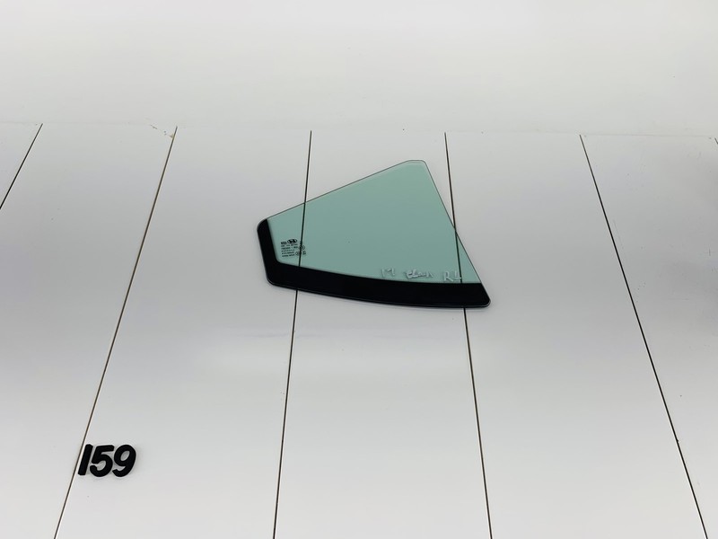 17-20 HYUNDAI ELANTRA REAR LEFT SIDE DOOR QUARTER WINDOW GLASS OEM