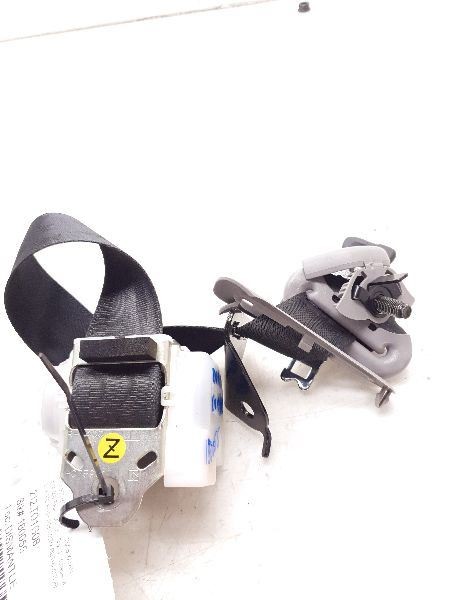 2008 TOYOTA YARIS REAR CENTER MOUNTED SEAT BELT ASSEMBLY