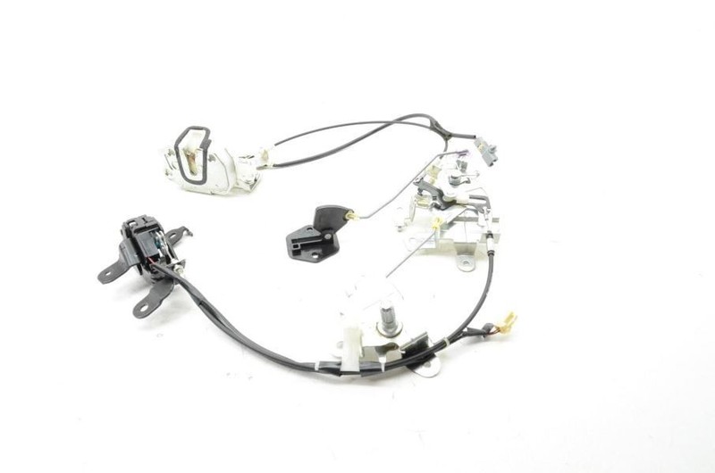 2007-2009 TOYOTA FJ CRUISER PASSENGER REAR DOOR LATCH AND LOCK ACTUATOR CABLES