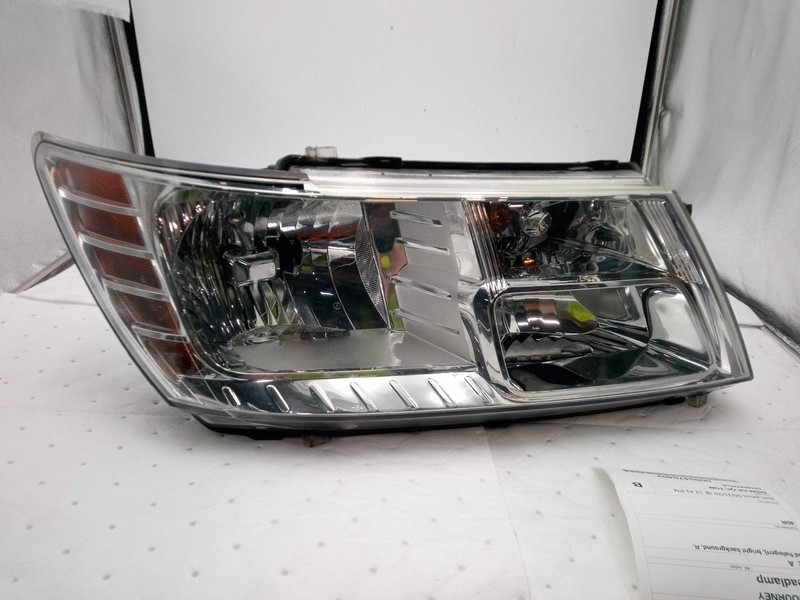 2016 Dodge Journey Right Green Headlight Assembly Used 527445 120K Miles