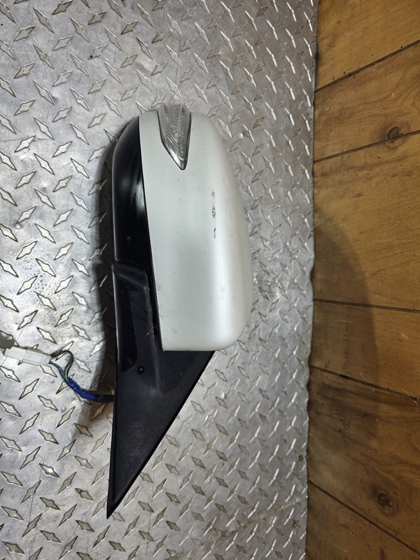 2013-2018 Nissan Altima Power Sdn Non-heated Led Turn Indicators Side Mirror