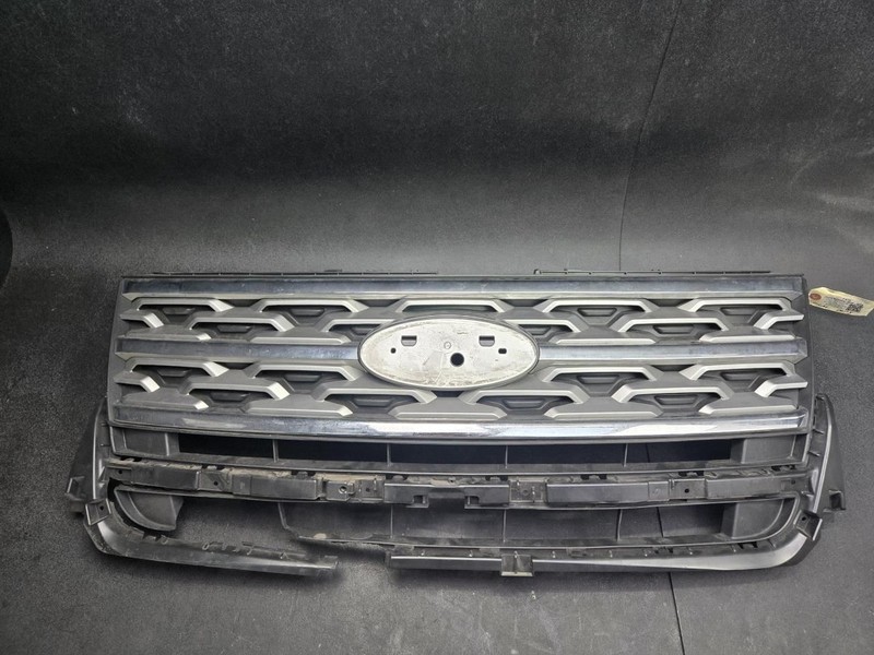 Front Grille 2017 Ford Explorer JB53-8200-AC 2016 X