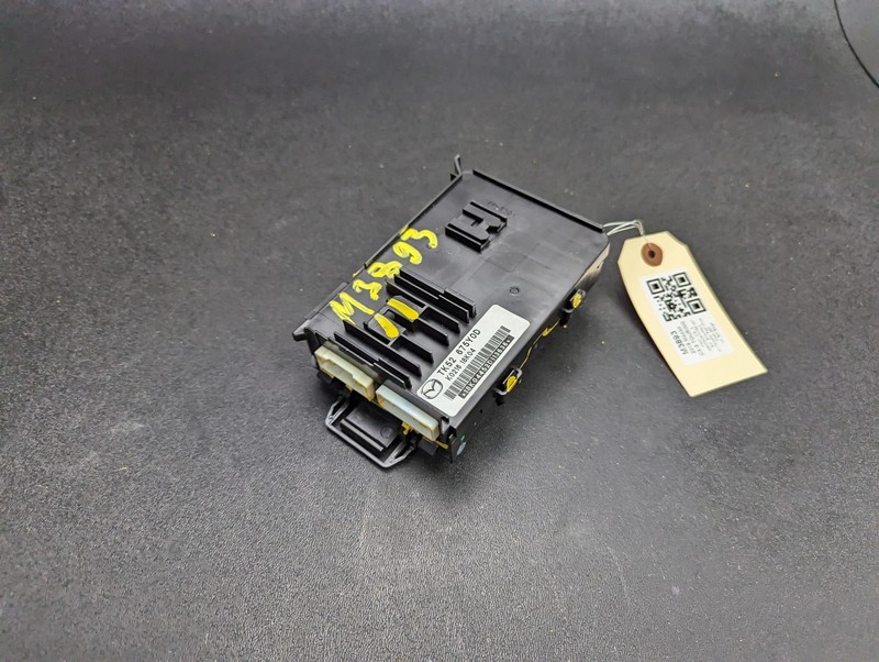 Body BCM Control Module 2019 Mazda CX-5 TK52-67-5Y0D 2017 2018 2020 2021