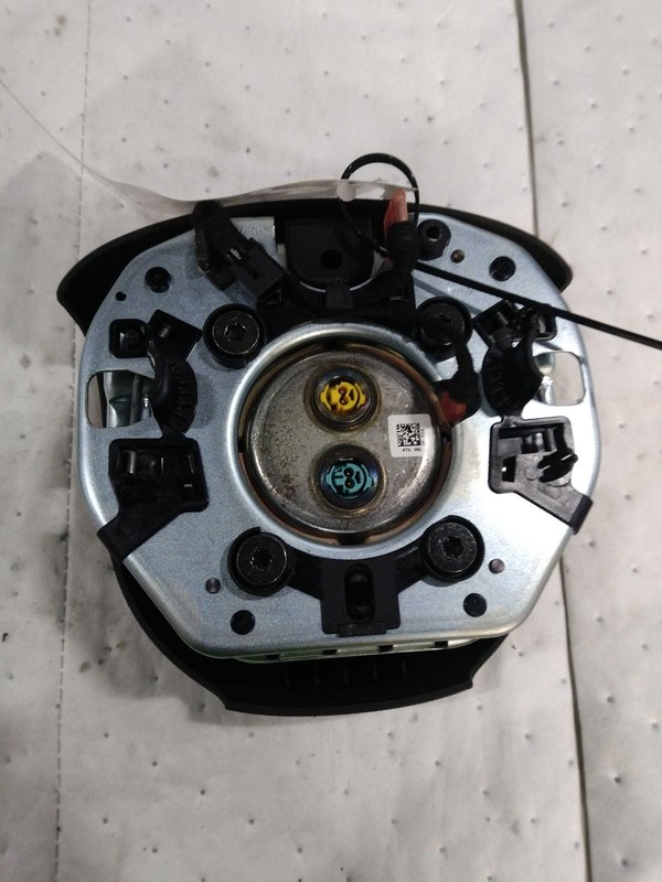 2019 Jeep Grand Cherokee Steering Wheel Air Bag White Used 58K Miles OEM