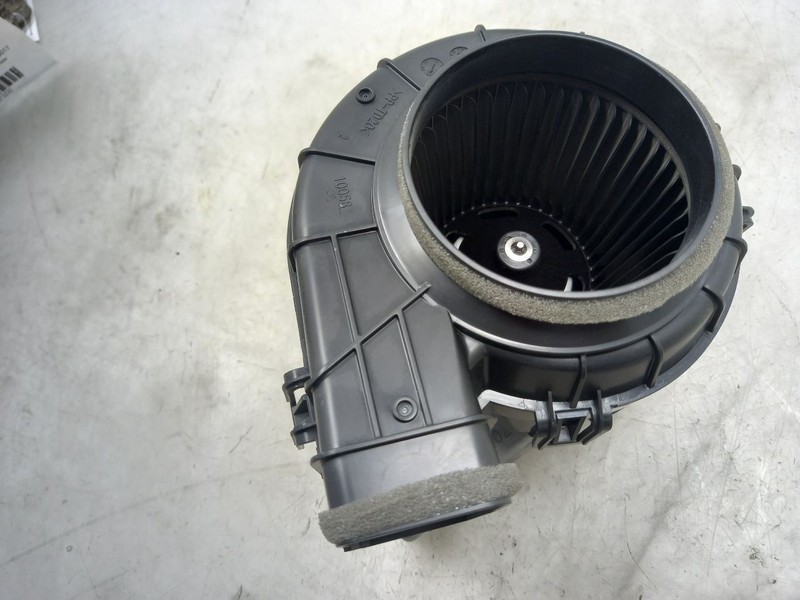 18 19 20 21 22 23 TOYOTA CAMRY LE HYBRID BLOWER MOTOR