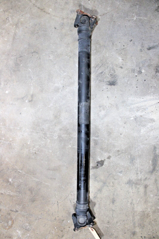 12-18 BMW F30 F31 F32 F33 F34 AWD Front Drive Shaft 8626955 OEM