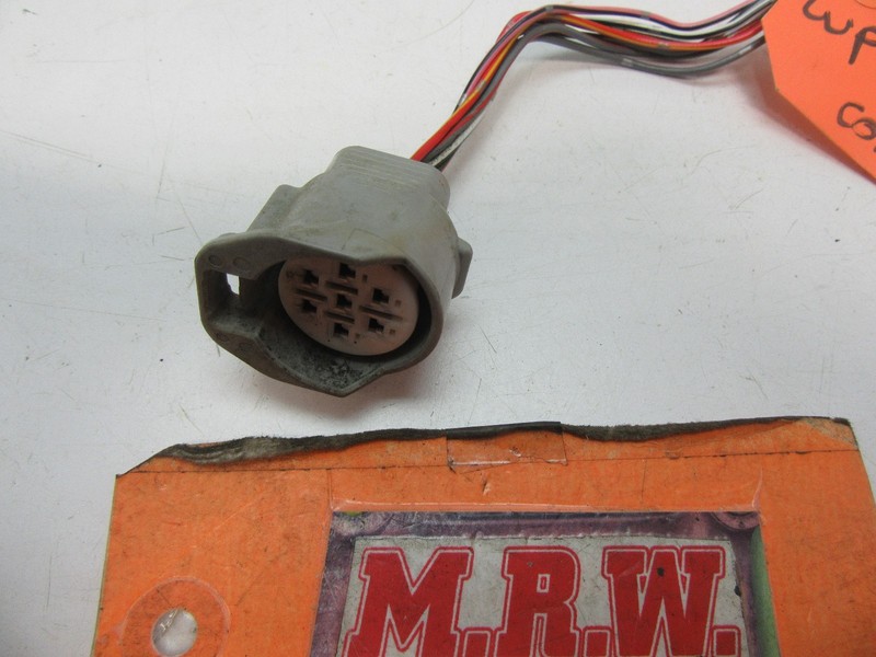 WIRE PLUG CONNECTOR OFF CRUISE SPEED CONTROL ACTUATOR UNIT SPEED COMPUTER SERVO