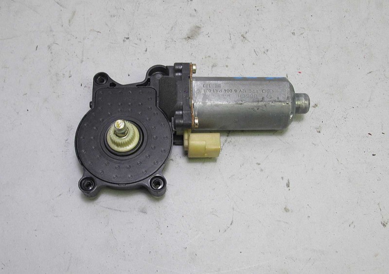 BMW E53 X5 SAV Right Front Factory Window Regulator Lifter Motor Drive USED OEM