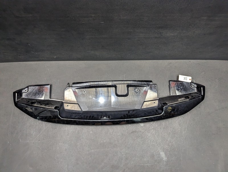 Rear Spoiler Lower Cover 2017 Cadillac Escalade ESV 22892618 2015 2016 - 2020