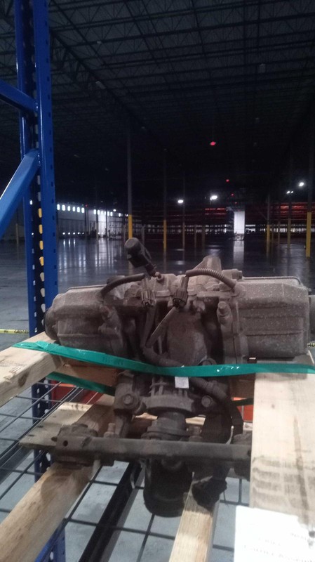 2014 Nissan Juke Differential Carrier Assembly OEM 1.6L White 66K Miles